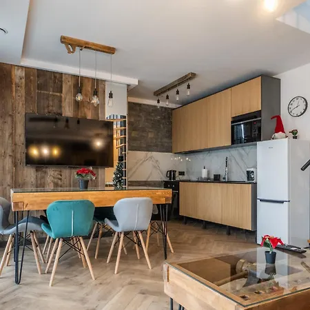 Bystre Semesterbostad Nowe Bystre