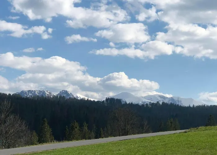 بيت للعطل Bystre *